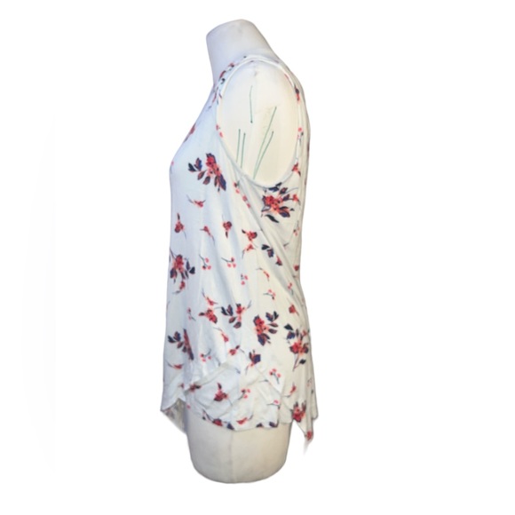 MAURICES | ASYMMETRICAL FLORAL SLEEVELESS CREW NECK TOP WOMENS SZ SMALL - Picture 3 of 7